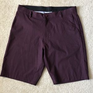 Hybrid Shorts - Size 34